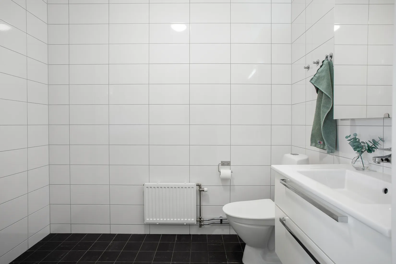 Radhus, Sandviksvägen 11 B, Norrboda, Upplands-Bro