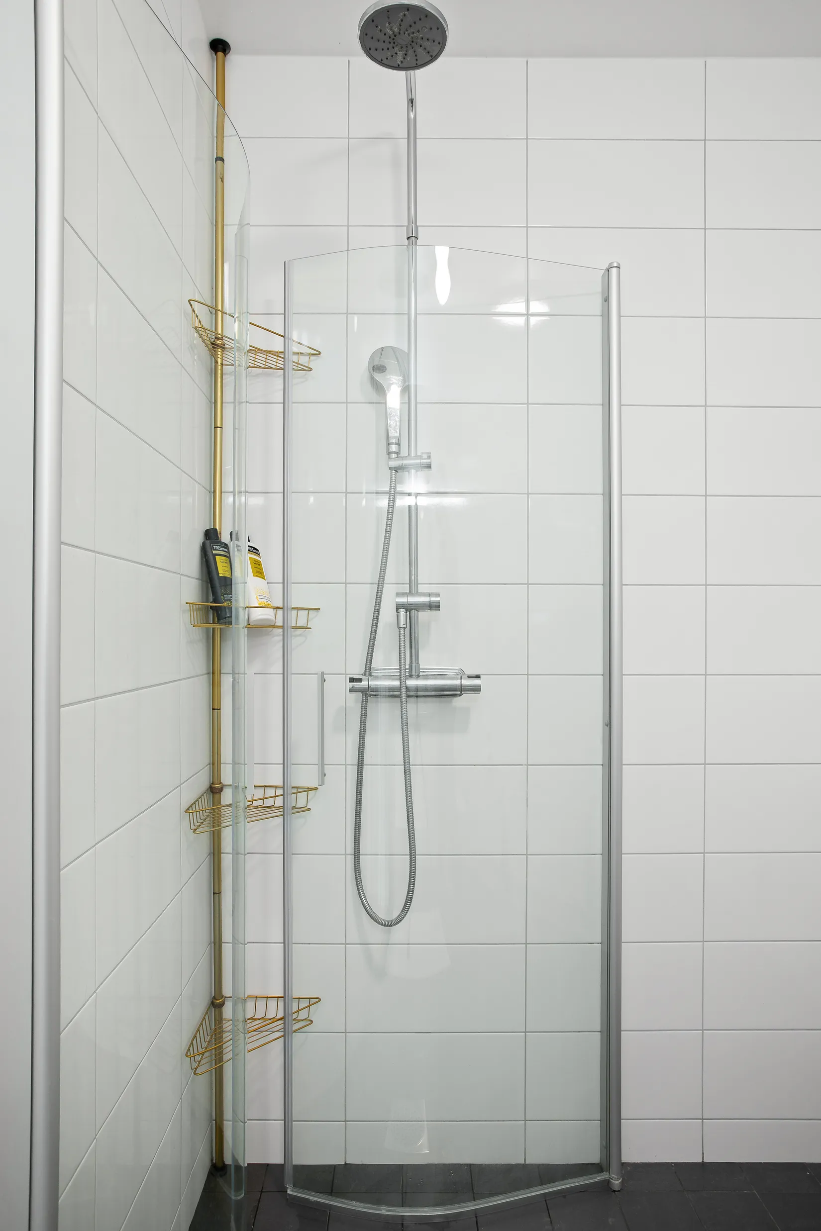 Radhus, Sandviksvägen 11 B, Norrboda, Upplands-Bro