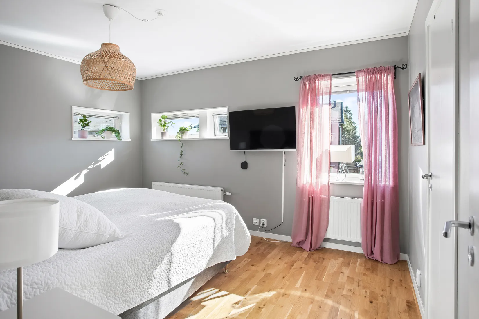 Radhus, Sandviksvägen 11 B, Norrboda, Upplands-Bro