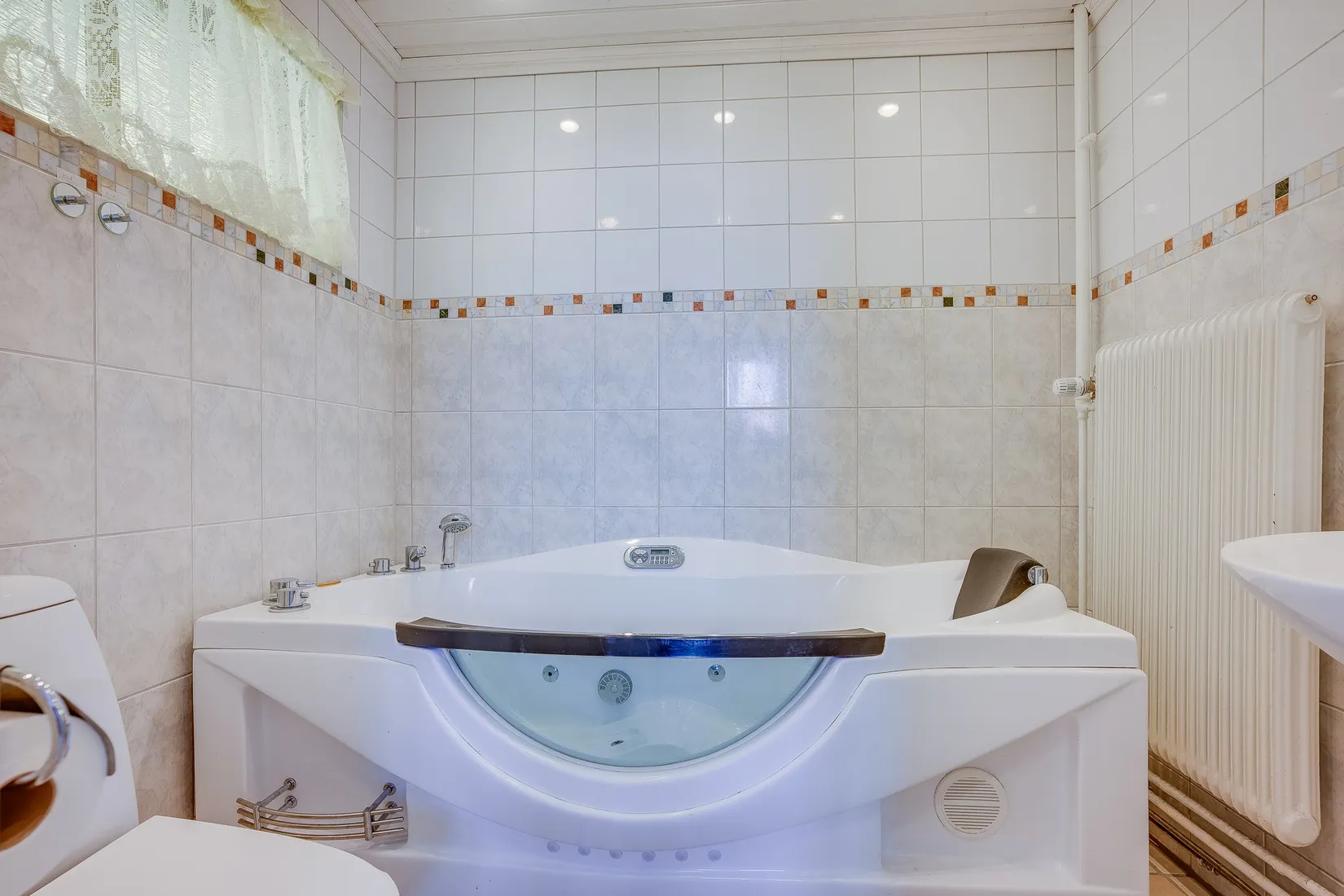 Villa, Hantverkargatan 8, Centrala Bjurholm, Bjurholm