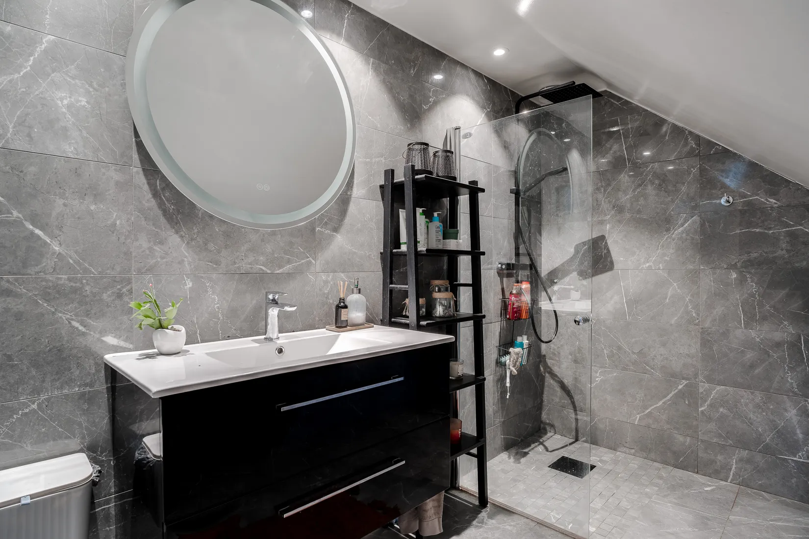 Villa, Villagatan 20A, Centralt, Katrineholm