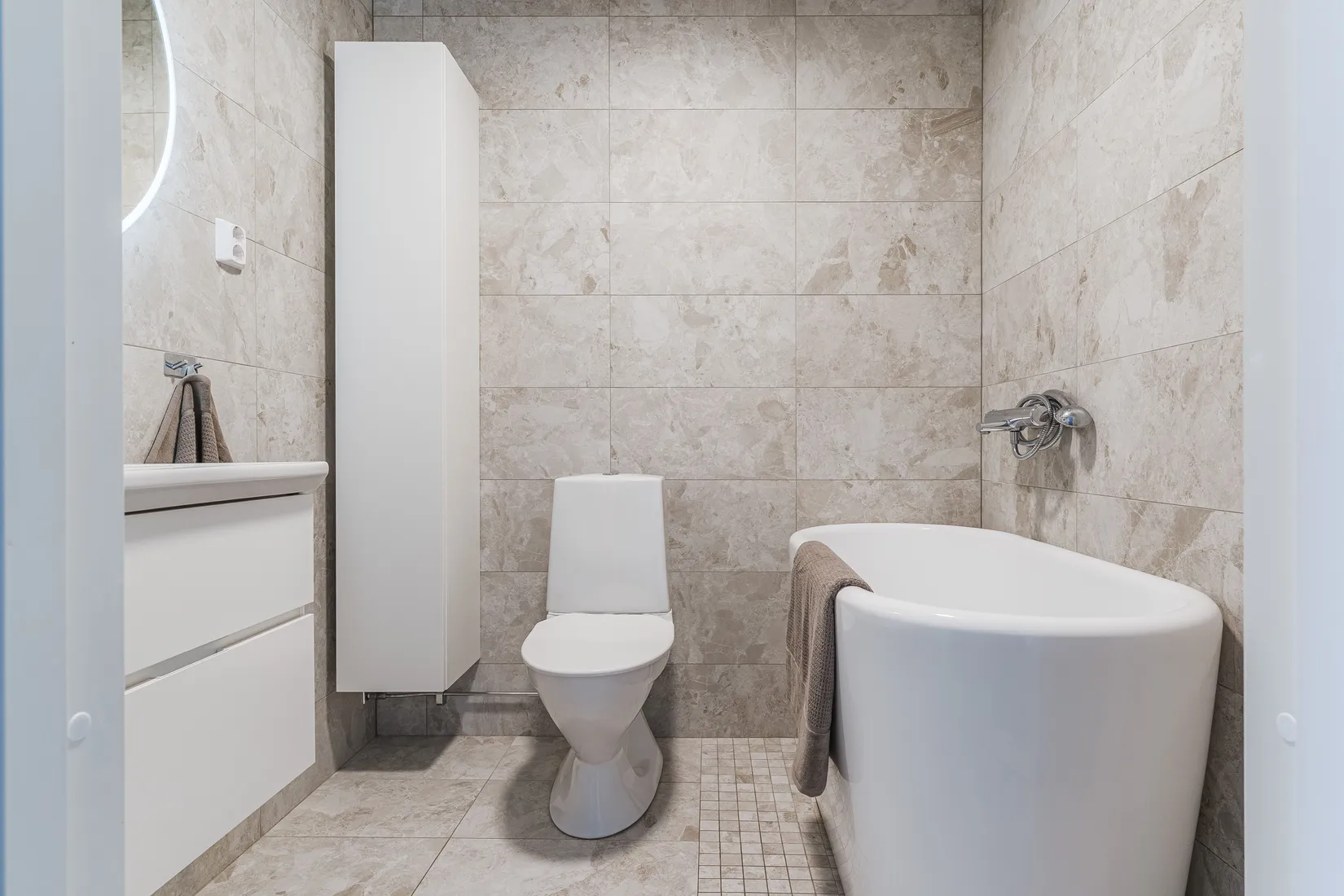 Bostadsrätt, Radhus, Skonarvägen 7A, Bredsand, Enköping