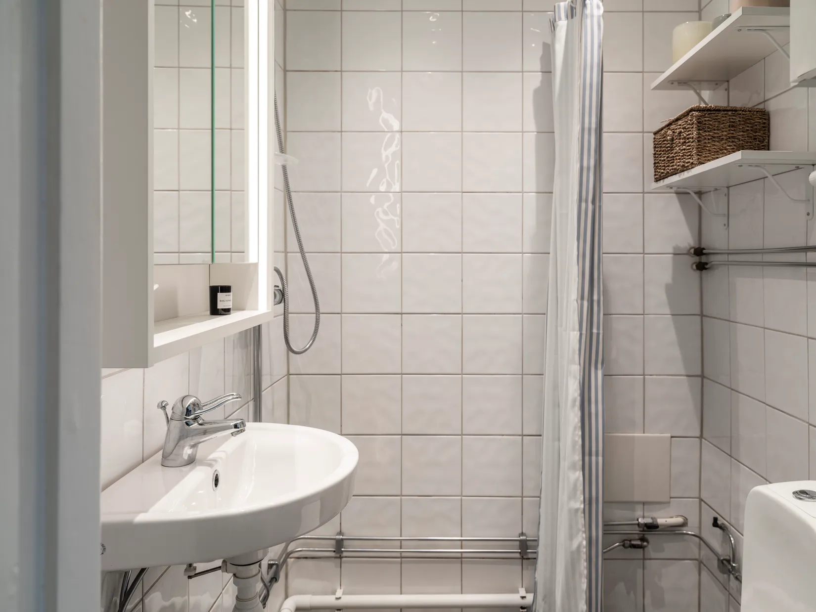 Bostadsrätt, Essinge brogata 22, 5/5 Tr, Lilla Essingen, Stockholm