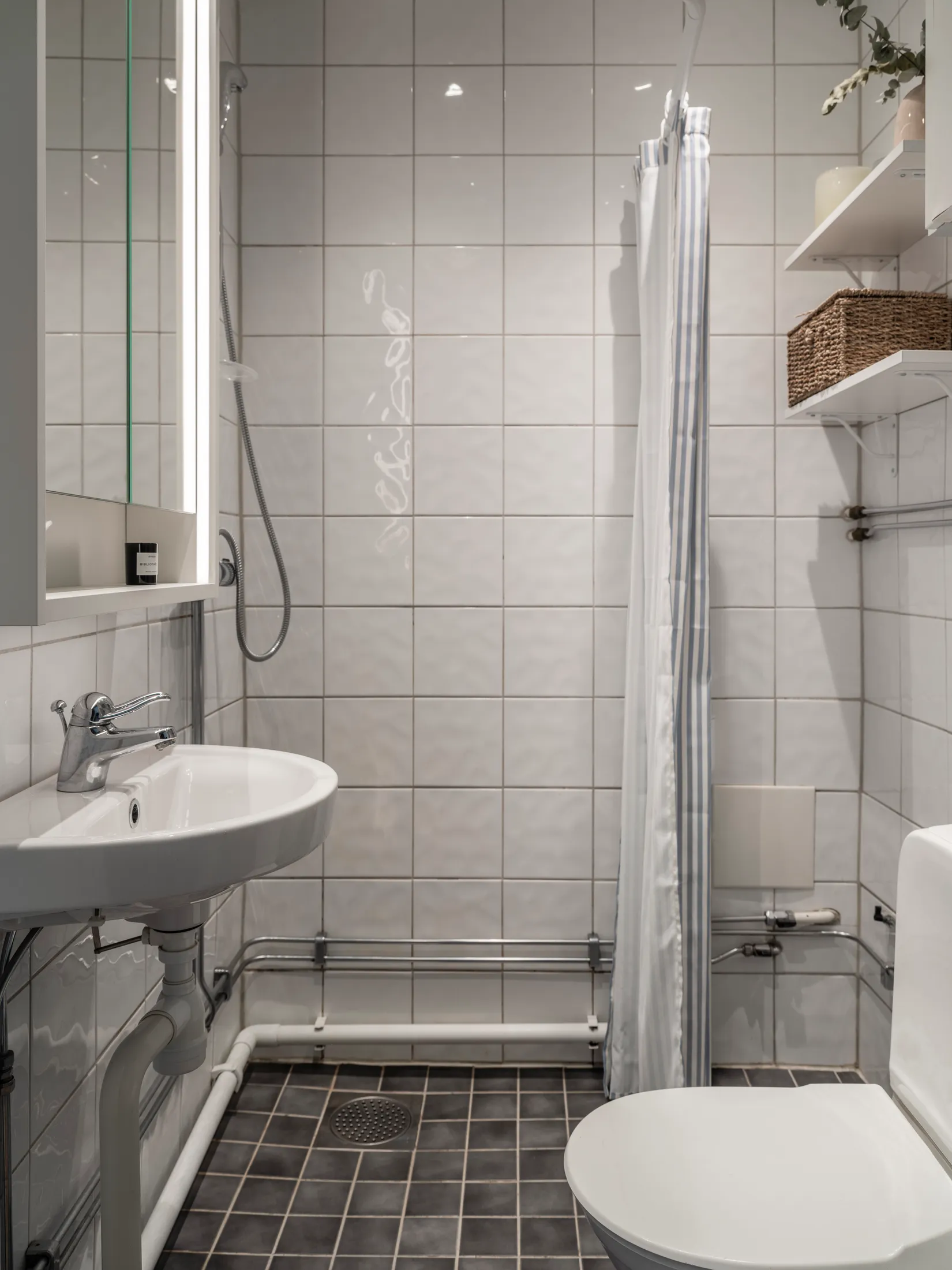 Bostadsrätt, Essinge brogata 22, 5/5 Tr, Lilla Essingen, Stockholm