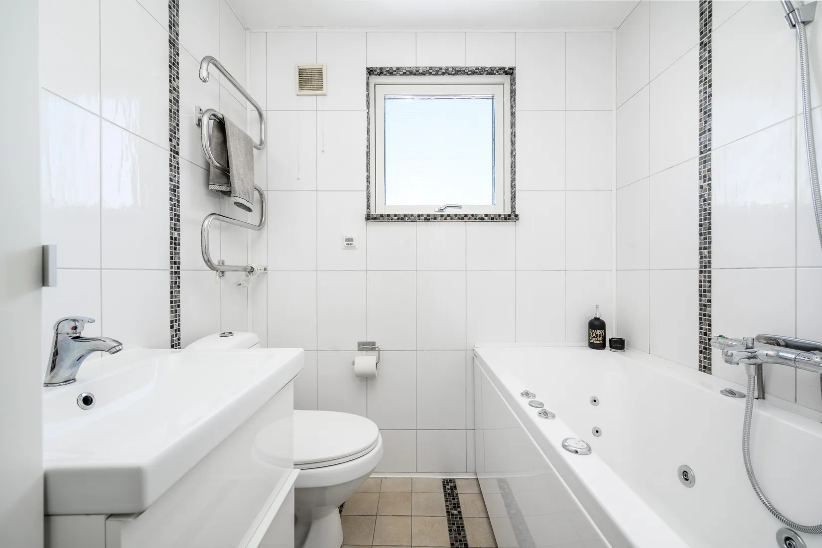 Villa, Onsdagsvägen 14, Ljustadalen, Sundsvall