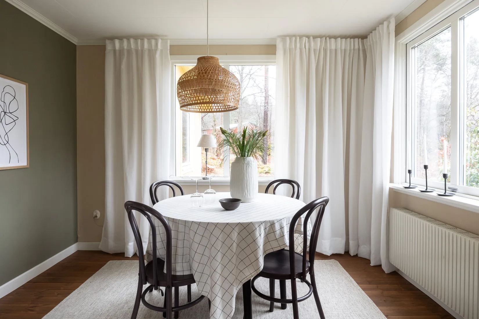 Villa, Röserna 375, Ale