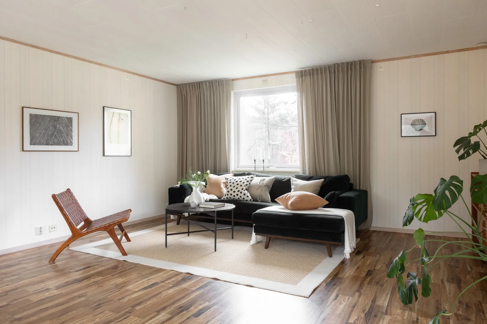 Villa, Röserna 375, Ale