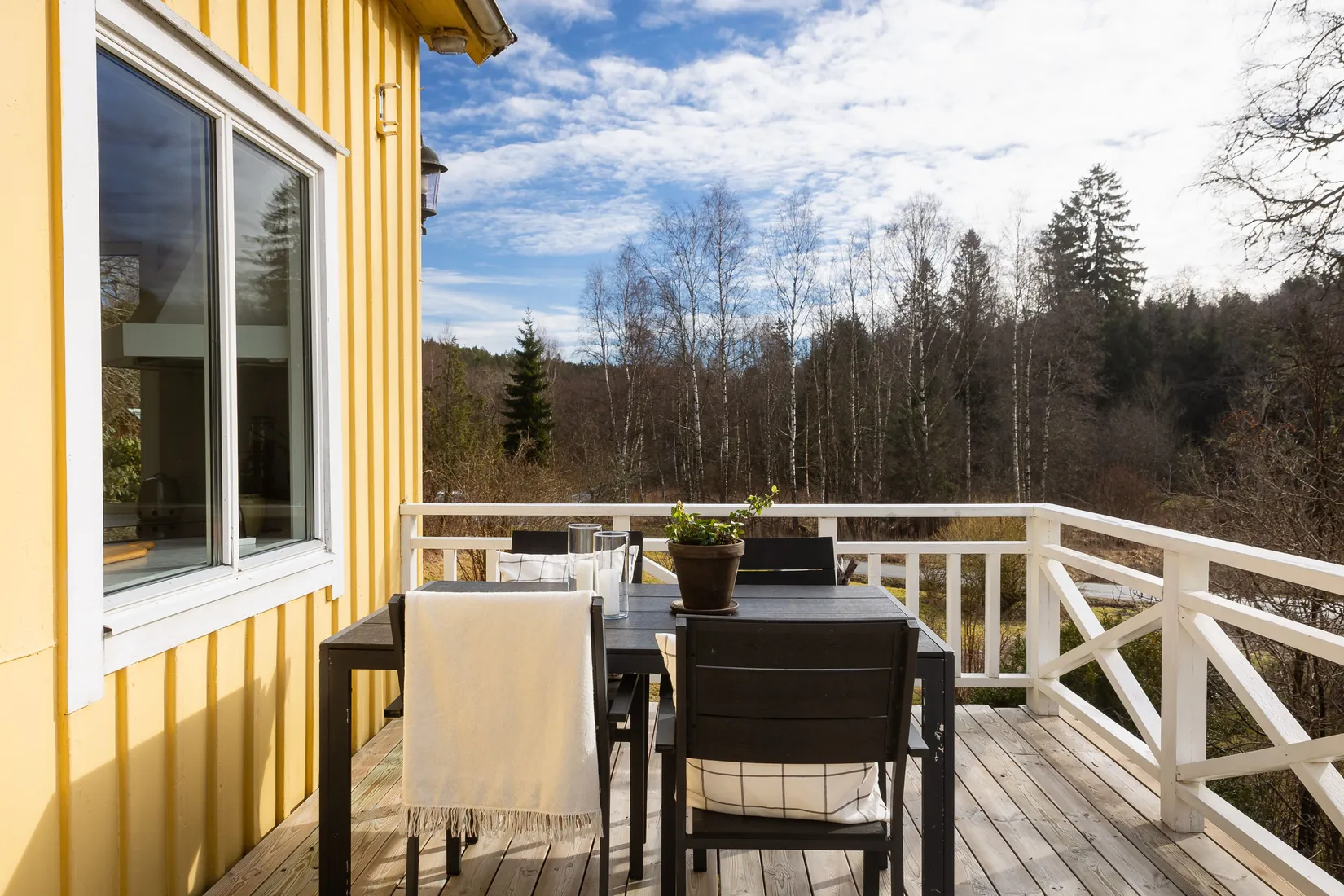 Villa, Röserna 375, Ale