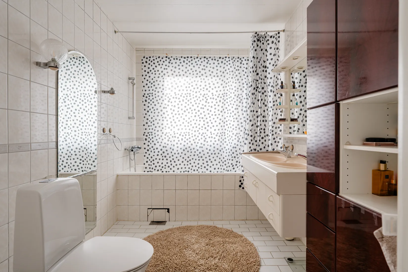 Villa, Sippvägen 17A, Viggbyholm sjösidan, Täby