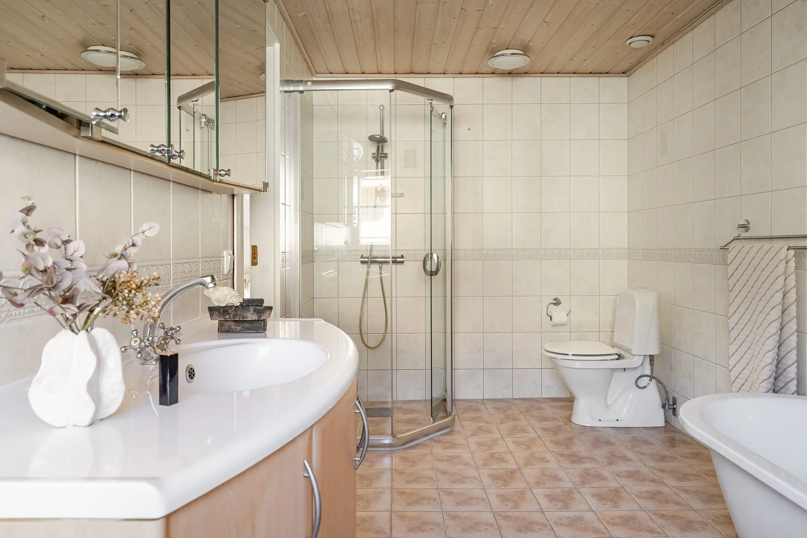 Bostadsrätt, Radhus, Floragatan 19F, Vasastaden, Västerås