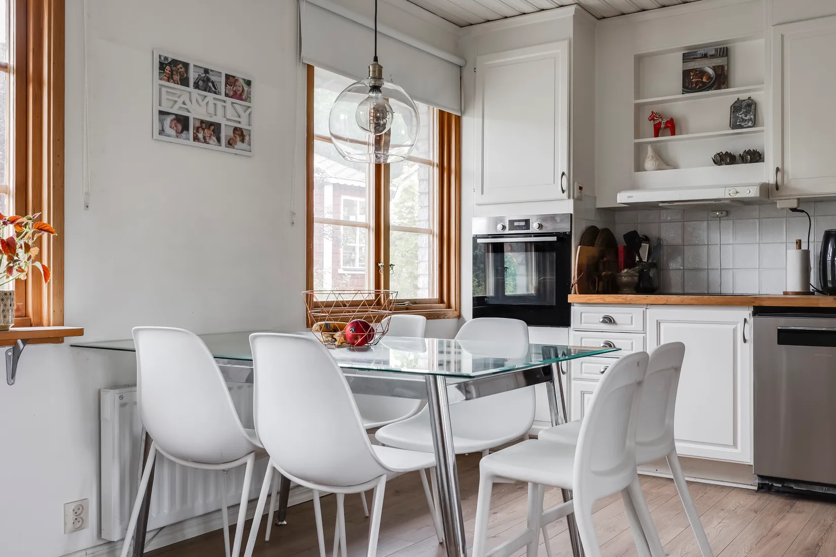 Villa, Rönnvägen 1, Haga, Nora