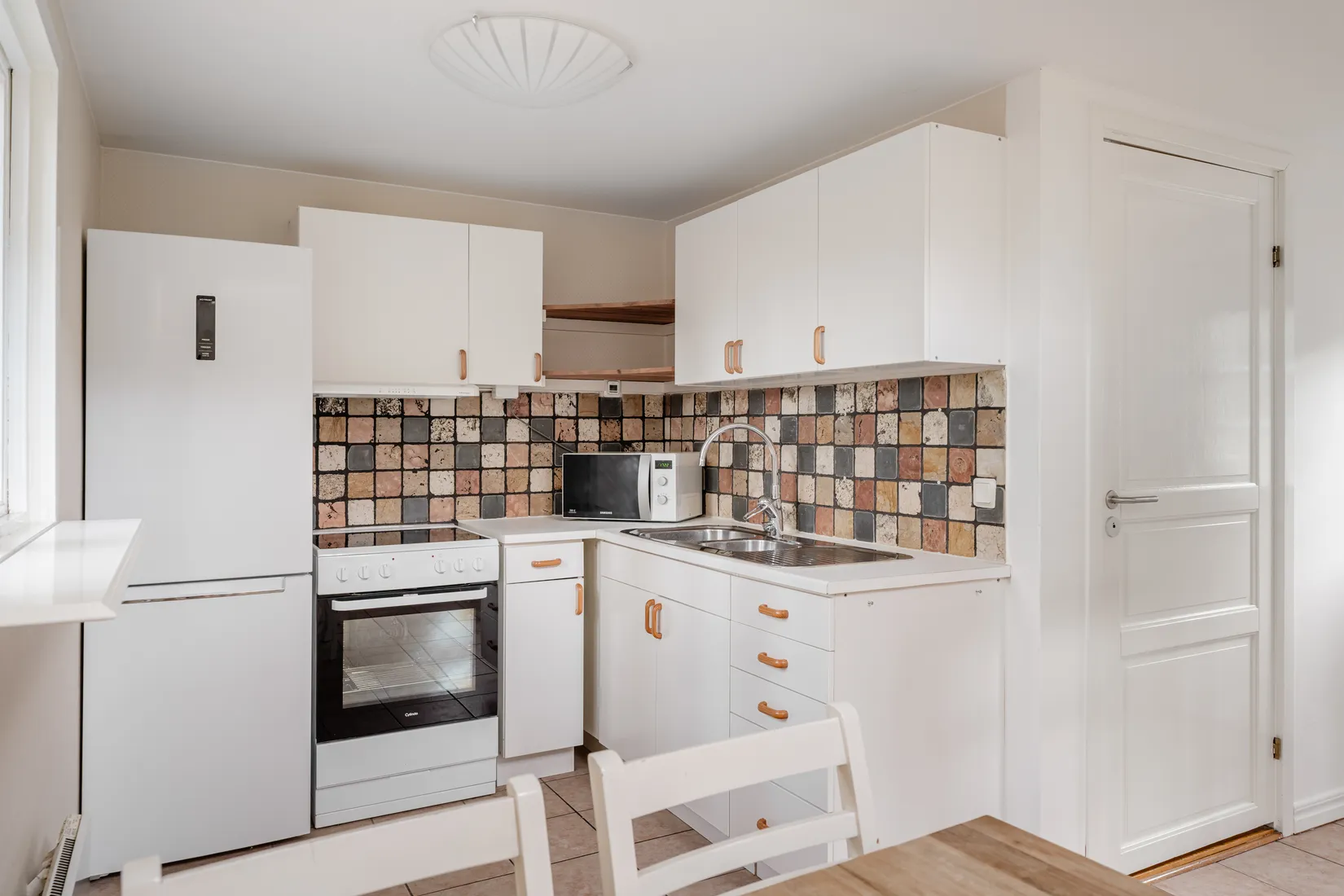 Villa, MOLNBYVÄGEN 15, Molnby, Vallentuna