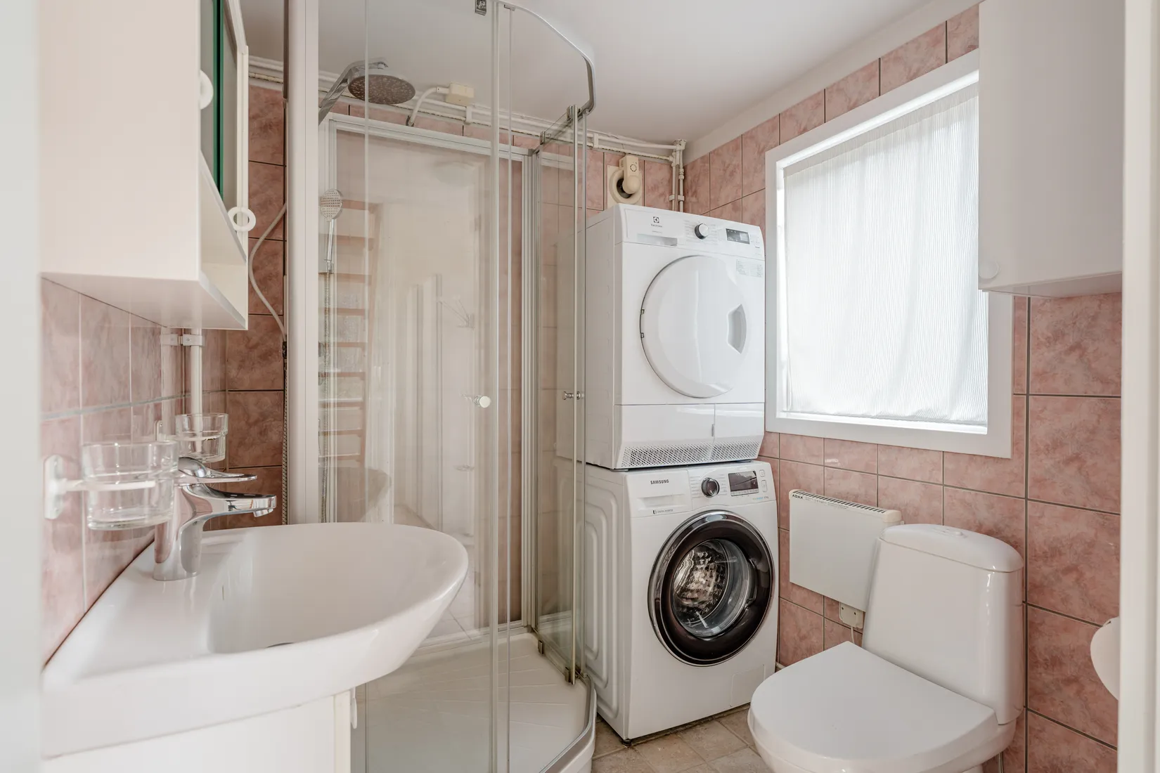 Villa, MOLNBYVÄGEN 15, Molnby, Vallentuna