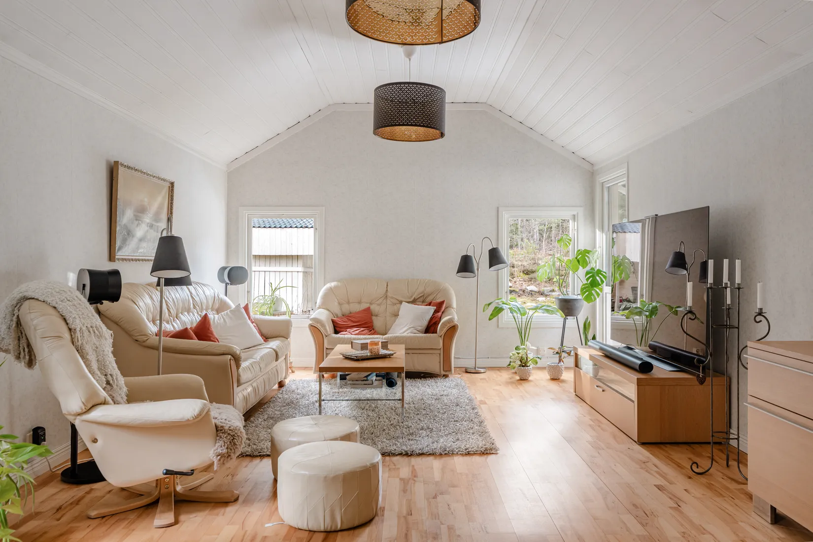 Villa, MOLNBYVÄGEN 15, Molnby, Vallentuna