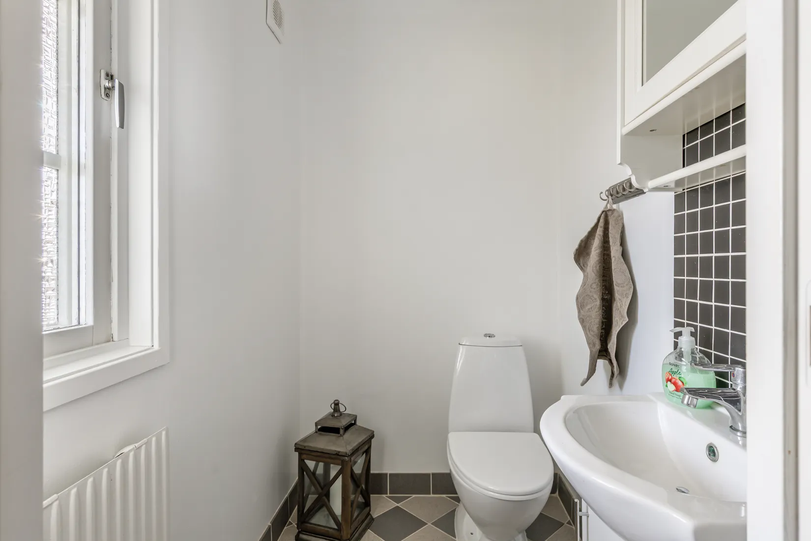 Villa, Madgårdsvägen 9, Aspö, Karlskrona