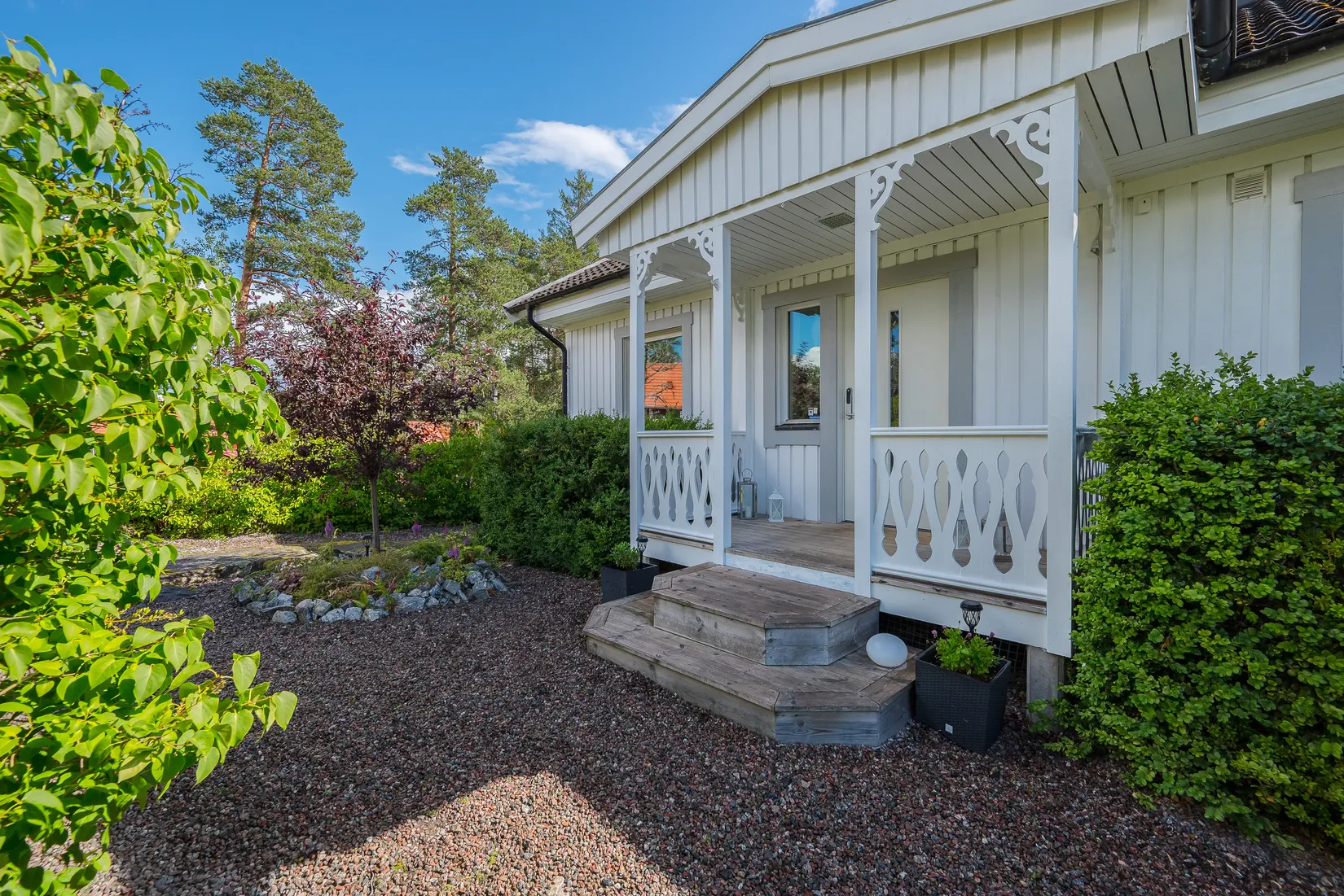Villa, Bergsjövägen 9, Kårsta, Vallentuna