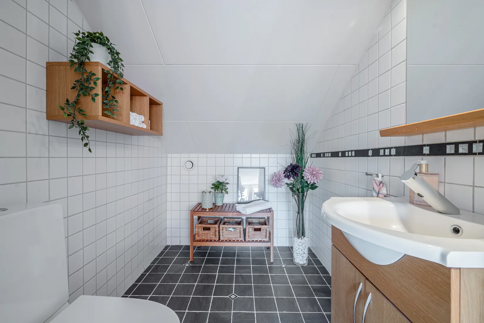 Villa, Bergsjövägen 9, Kårsta, Vallentuna