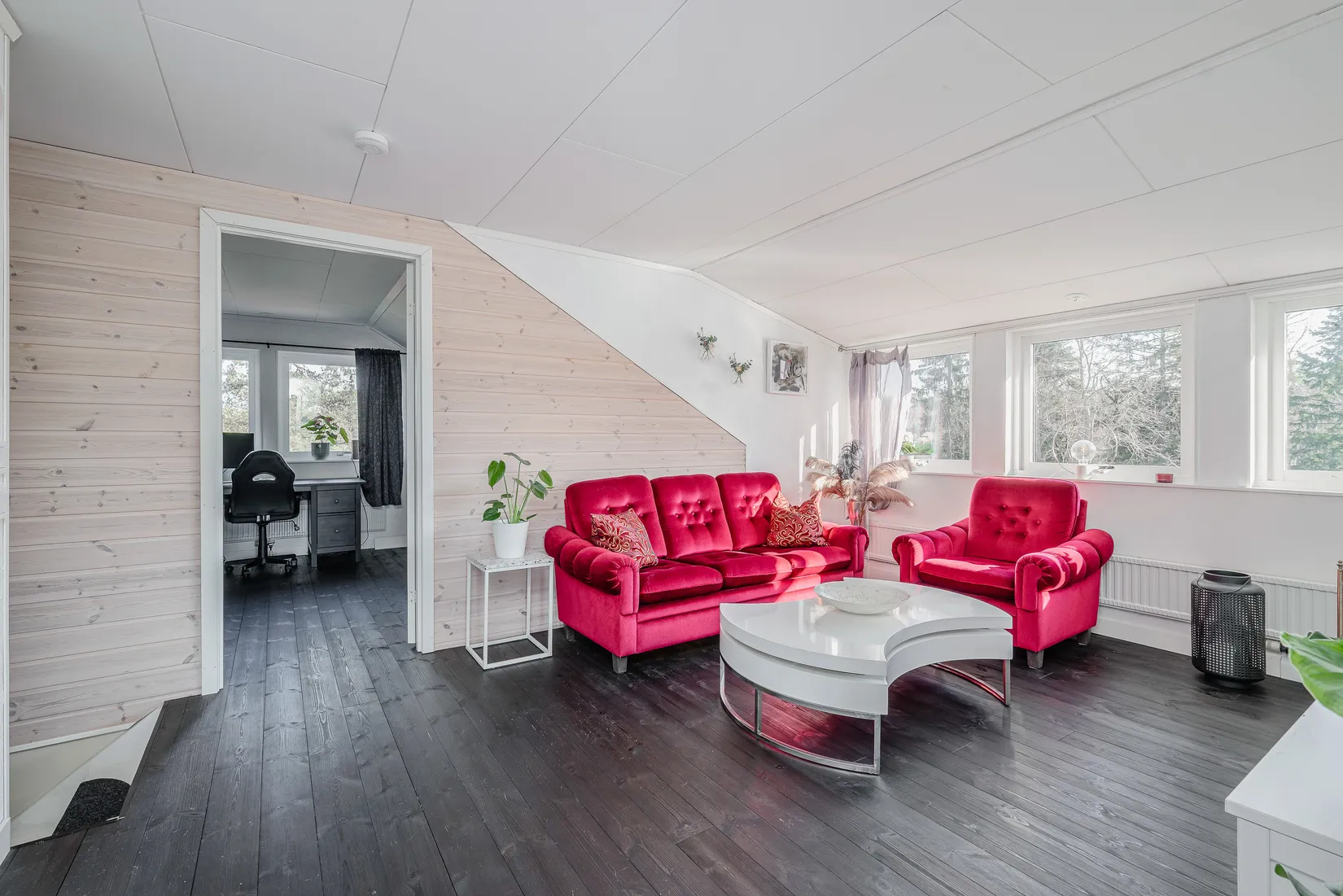 Villa, Bergsjövägen 9, Kårsta, Vallentuna