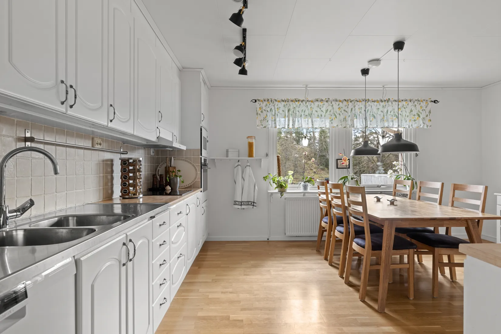 Villa, Långsjövägen 91, Trollbäcken, Skälsätra, Tyresö