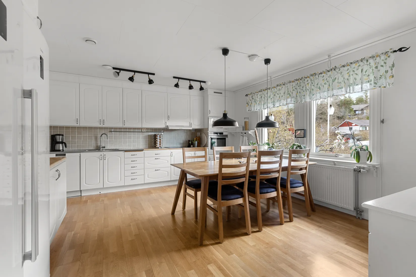 Villa, Långsjövägen 91, Trollbäcken, Skälsätra, Tyresö