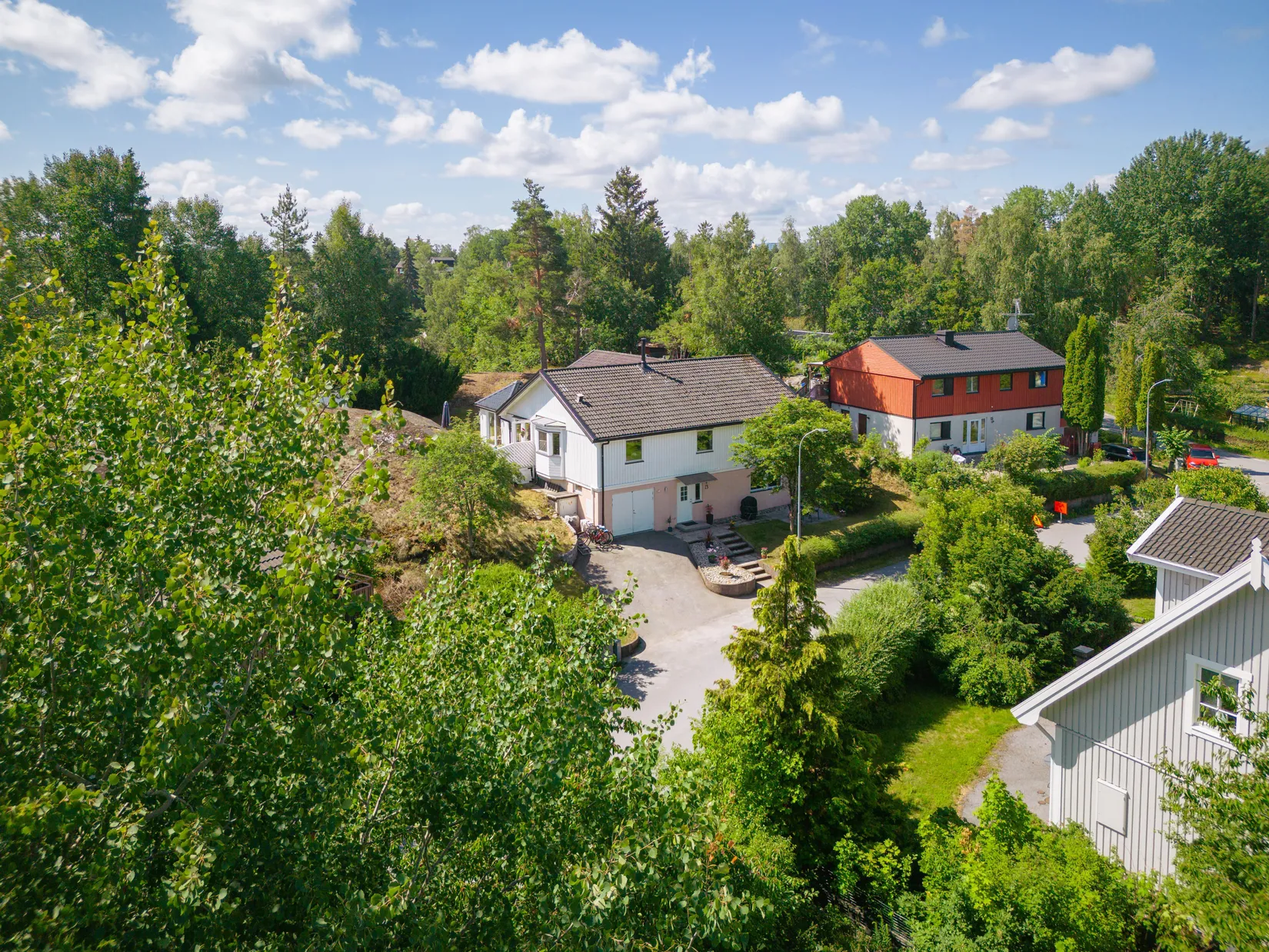 Villa, Majgårdsvägen 13, Centrala Huddinge, Huddinge