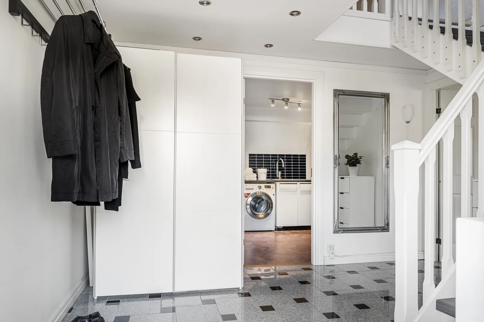 Villa, Majgårdsvägen 13, Centrala Huddinge, Huddinge