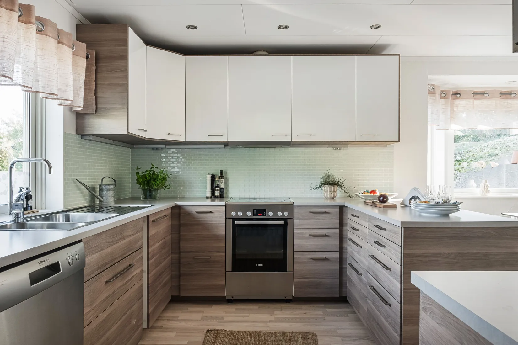 Villa, Majgårdsvägen 13, Centrala Huddinge, Huddinge