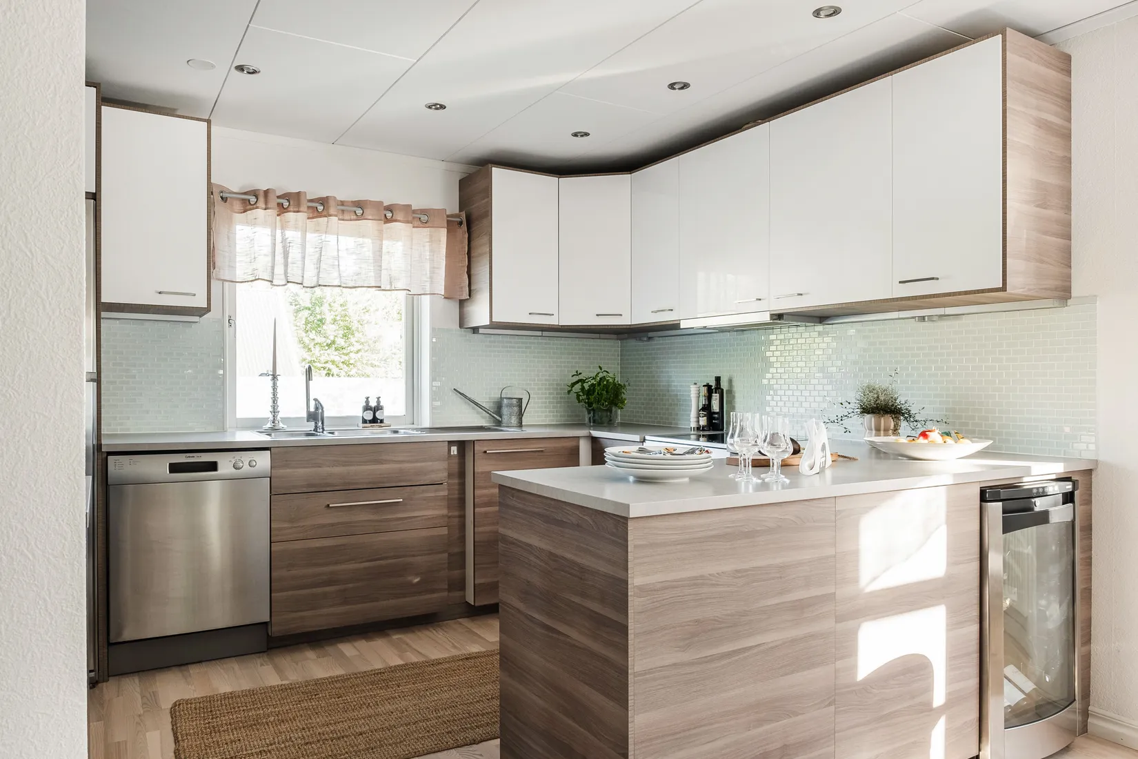 Villa, Majgårdsvägen 13, Centrala Huddinge, Huddinge
