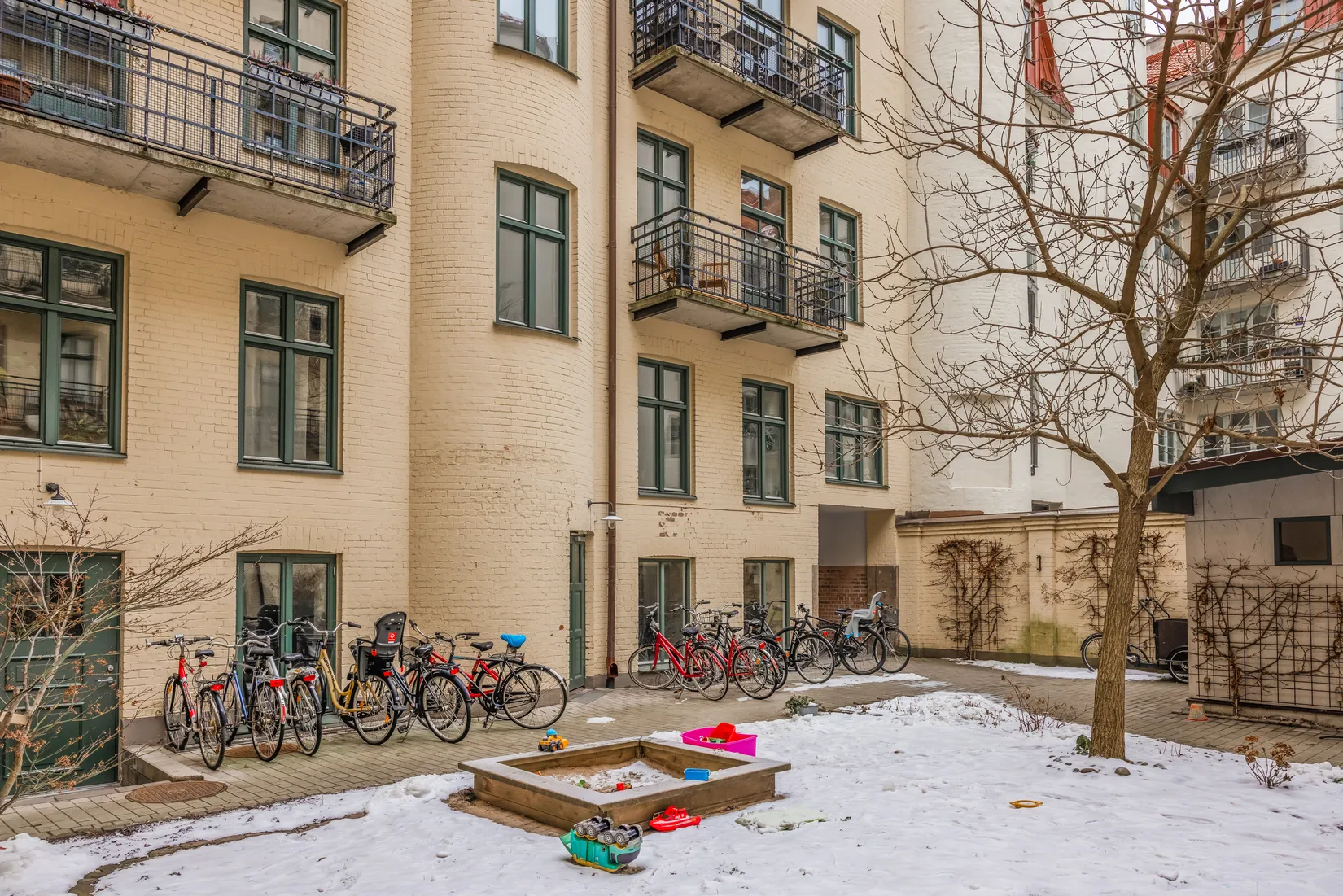 Bostadsrätt, Husargatan 8, Drottningtorget, Malmö