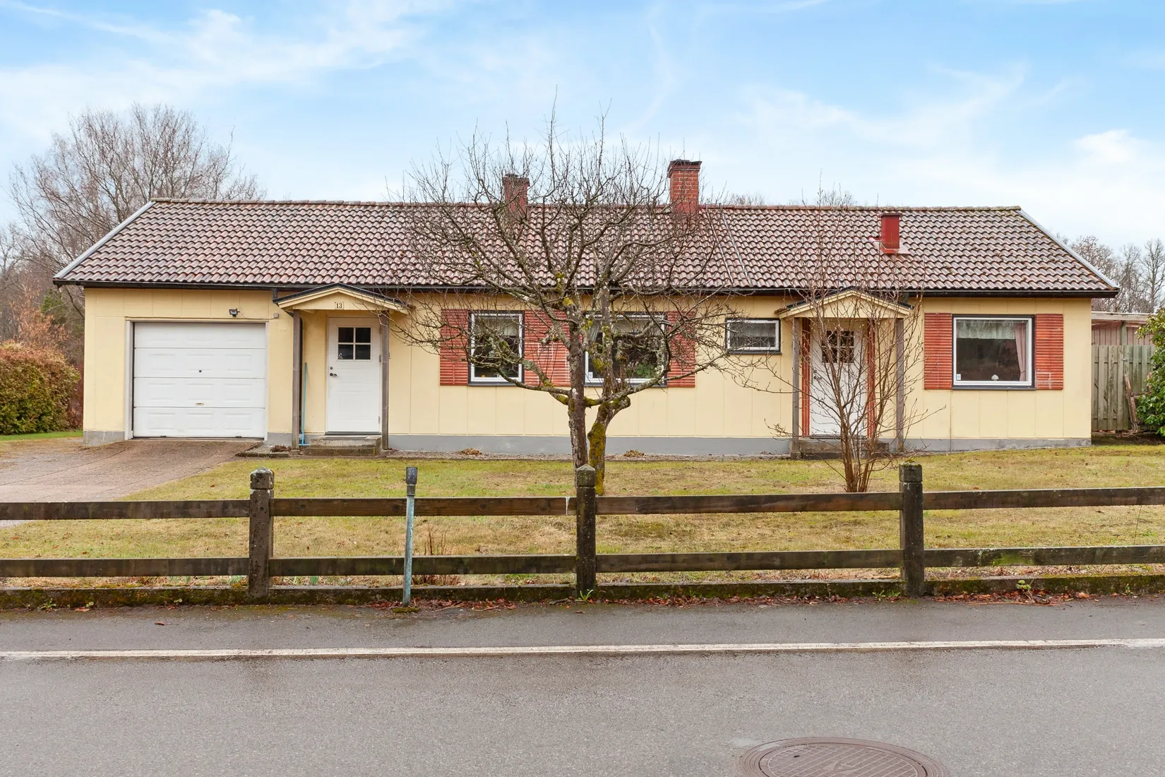 Villa, Klockarevägen 13, Centrum, Höör