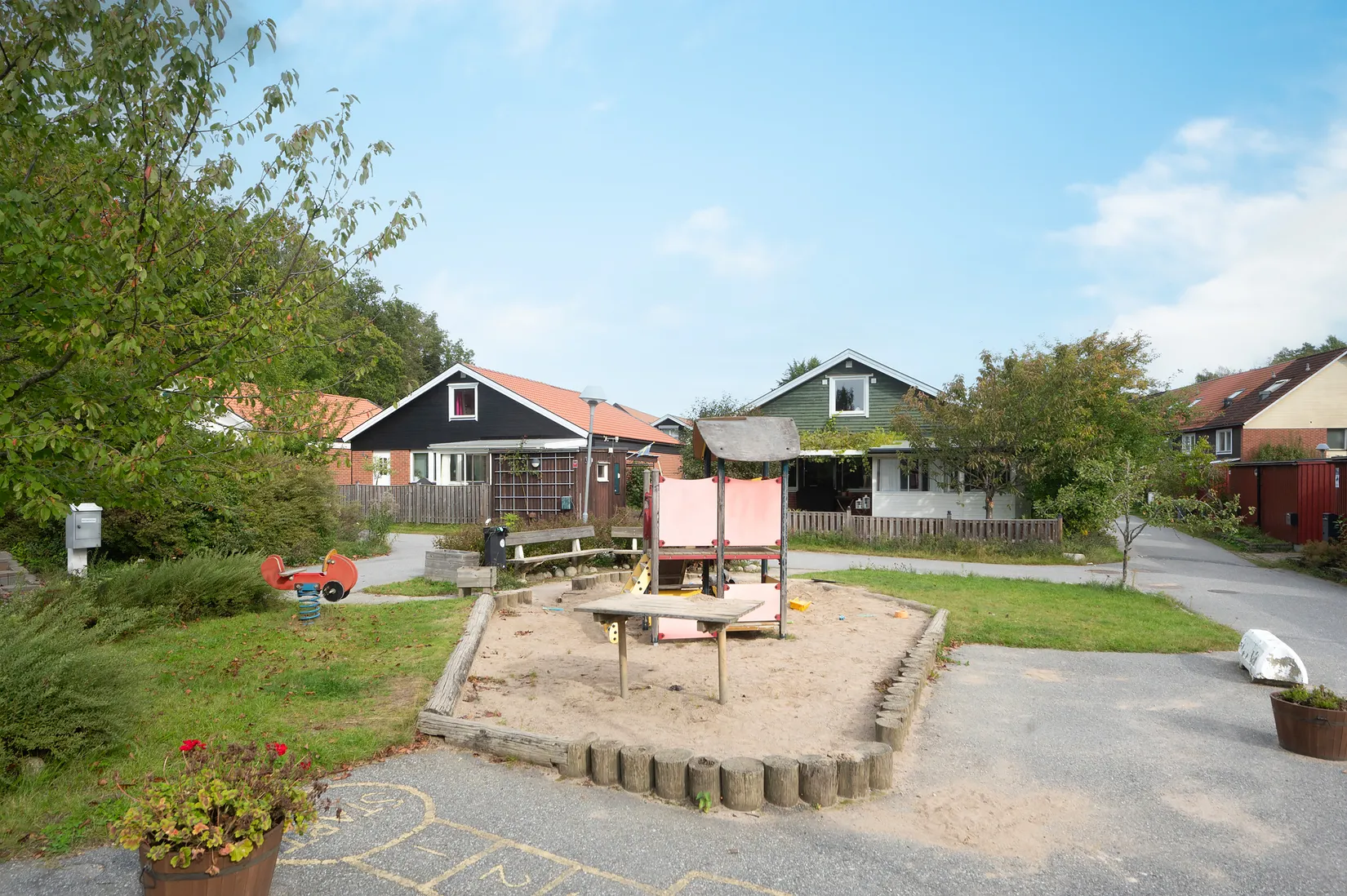Radhus, Önnemovägen 130, Tullinge - Parkhem, Botkyrka