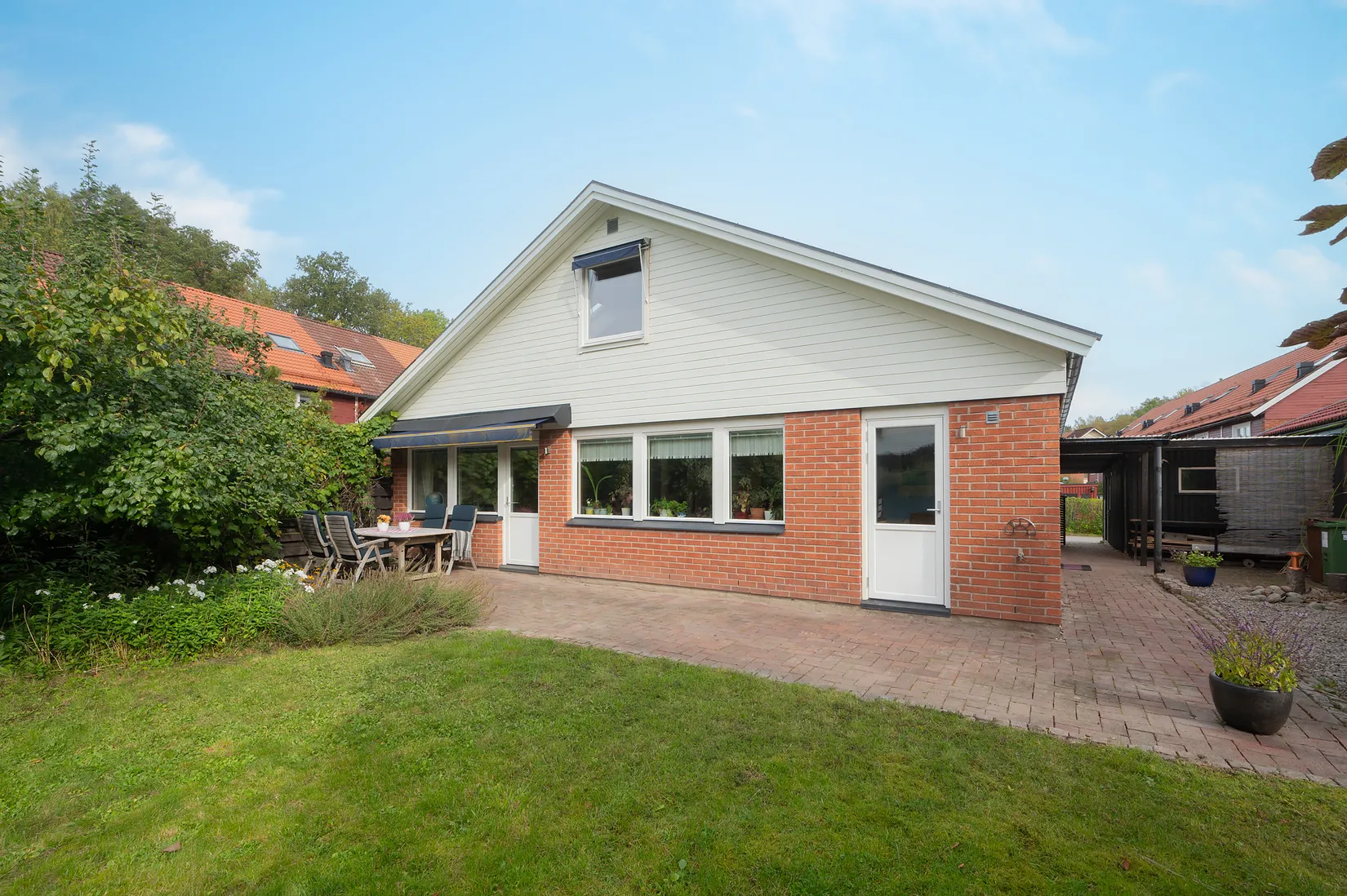 Radhus, Önnemovägen 130, Tullinge - Parkhem, Botkyrka