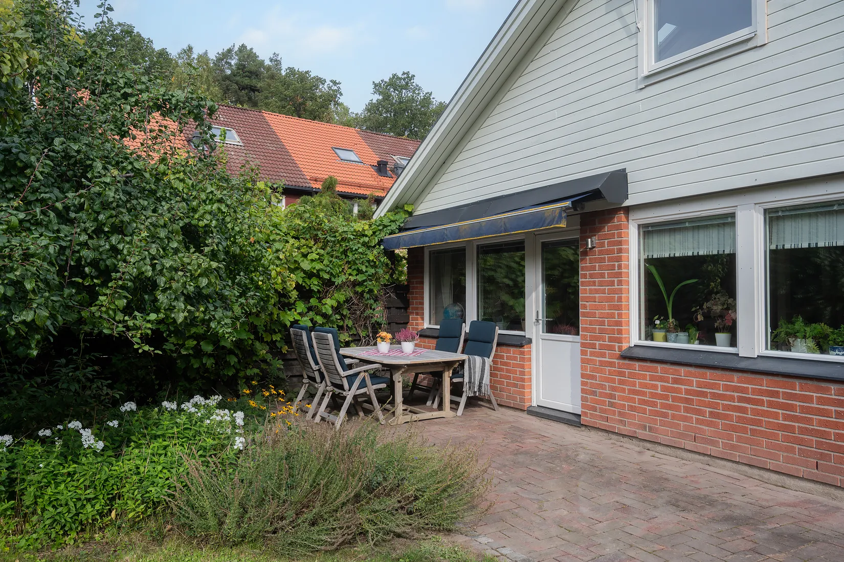 Radhus, Önnemovägen 130, Tullinge - Parkhem, Botkyrka