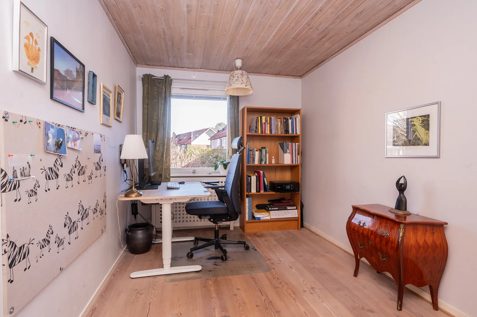 Radhus, Önnemovägen 130, Tullinge - Parkhem, Botkyrka