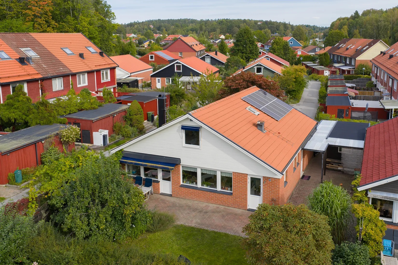 Radhus, Önnemovägen 130, Tullinge - Parkhem, Botkyrka