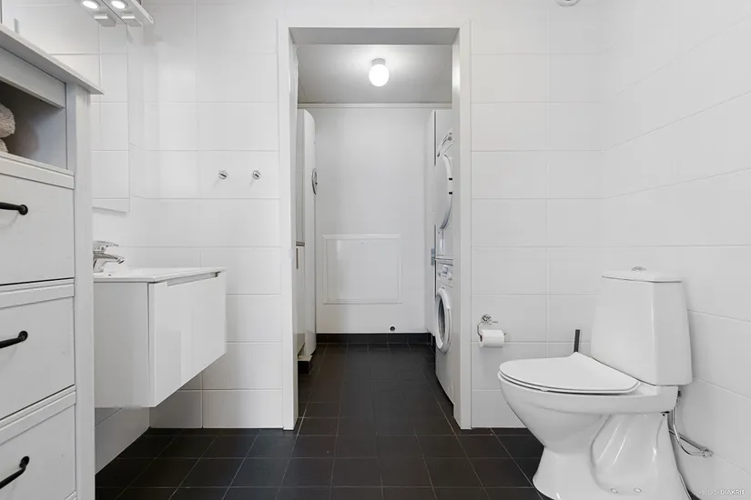 Bostadsrätt, Radhus, Petersbergsstigen 9C, Söderby Park, Salem