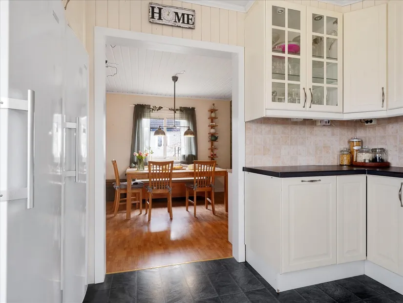 Villa, Skolvägen 1, Hällevadsholm, Munkedal