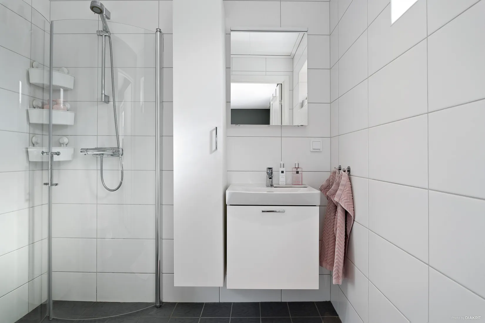 Villa, Tibble Skogsväg 3, Norrboda, Upplands-Bro