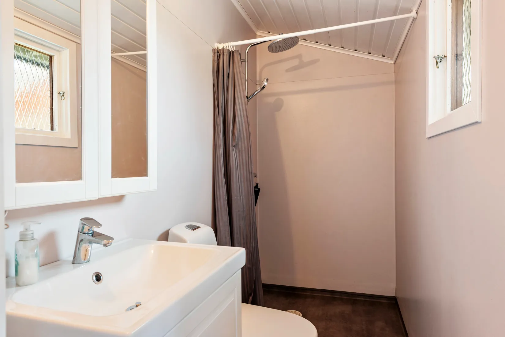 Fritidshus, Hälsinghamnsvägen 4, Yxlan - Köpmanholm, Norrtälje