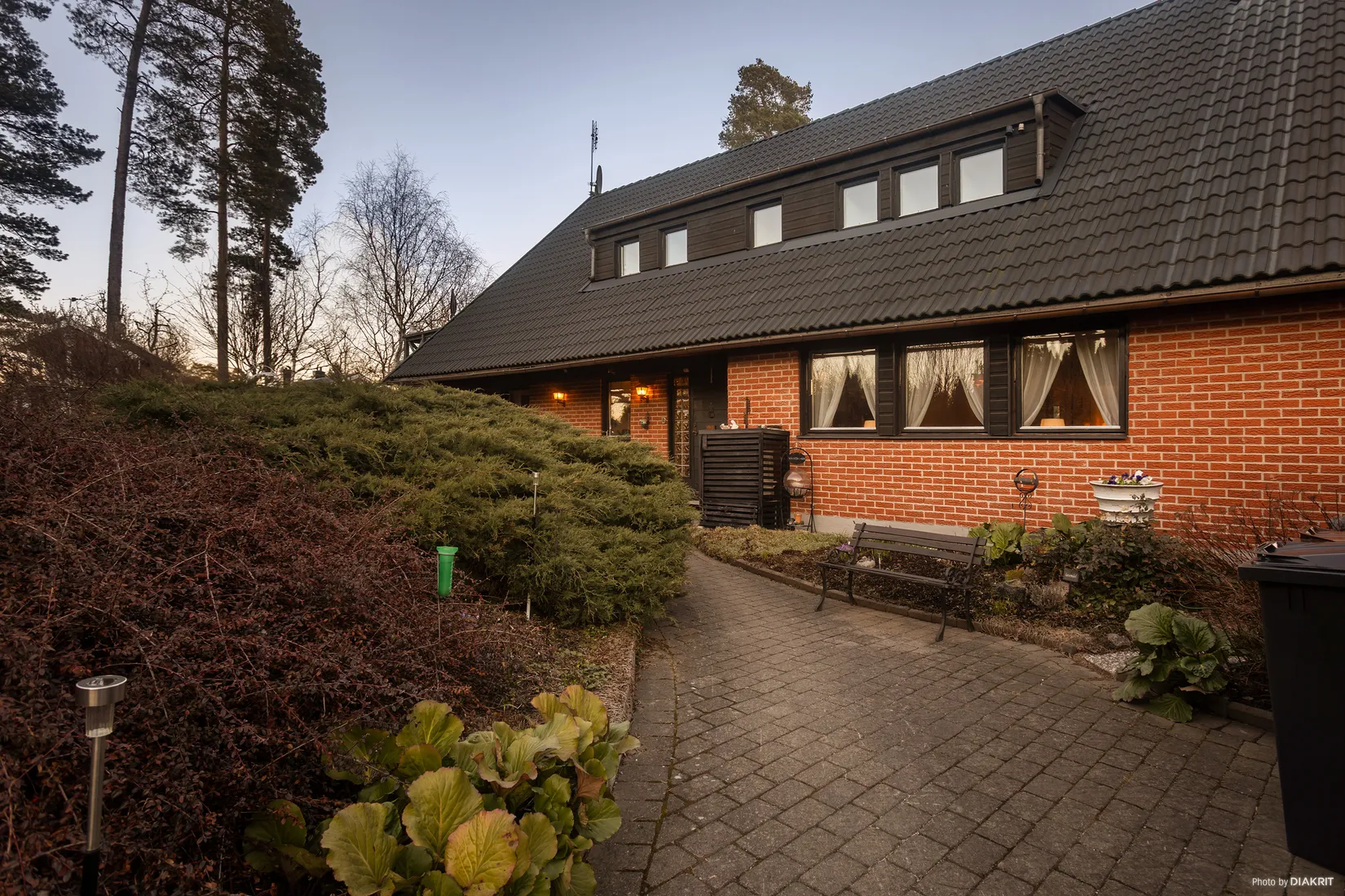 Villa, Forsvägen 19, Skarpäng, Täby