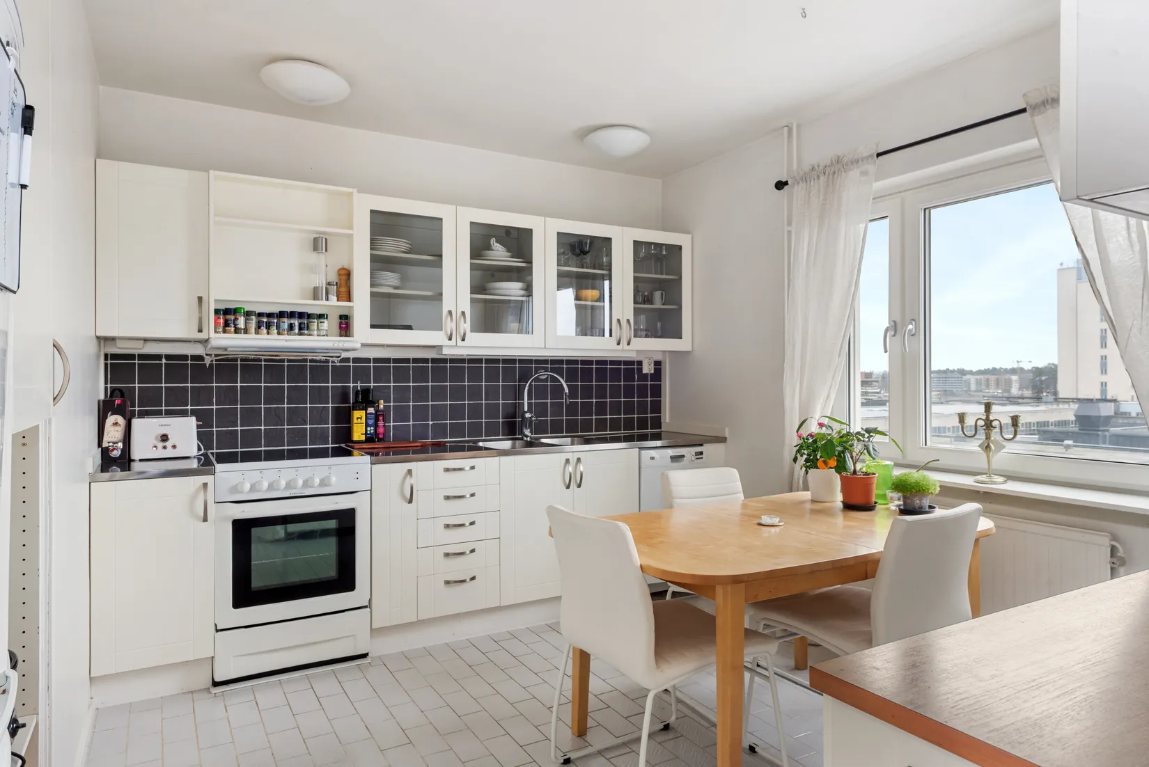 Bostadsrätt, Biblioteksgången 4, 5tr, Täby Centrum, Täby