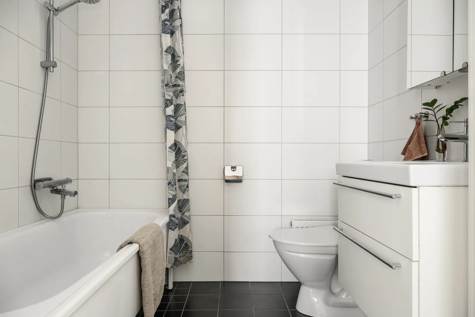 Bostadsrätt, Lugnets väg 42, Östra Lugnet, Växjö