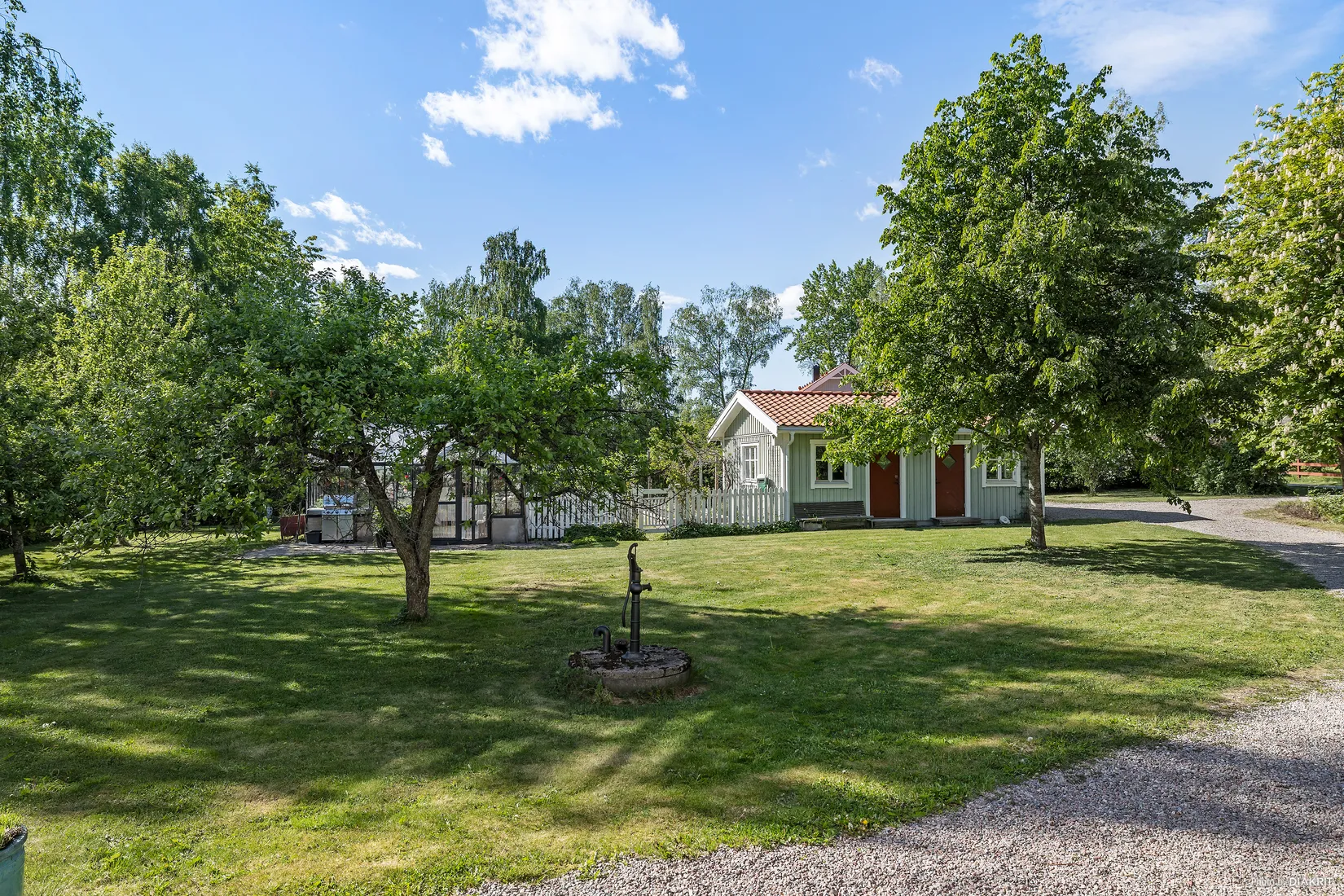 Villa, Buskuddsvägen 1, Resarö, Vaxholm