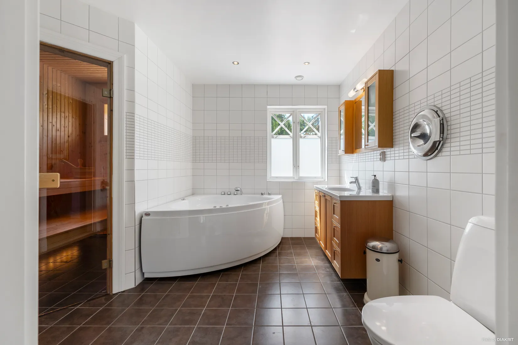Villa, Buskuddsvägen 1, Resarö, Vaxholm
