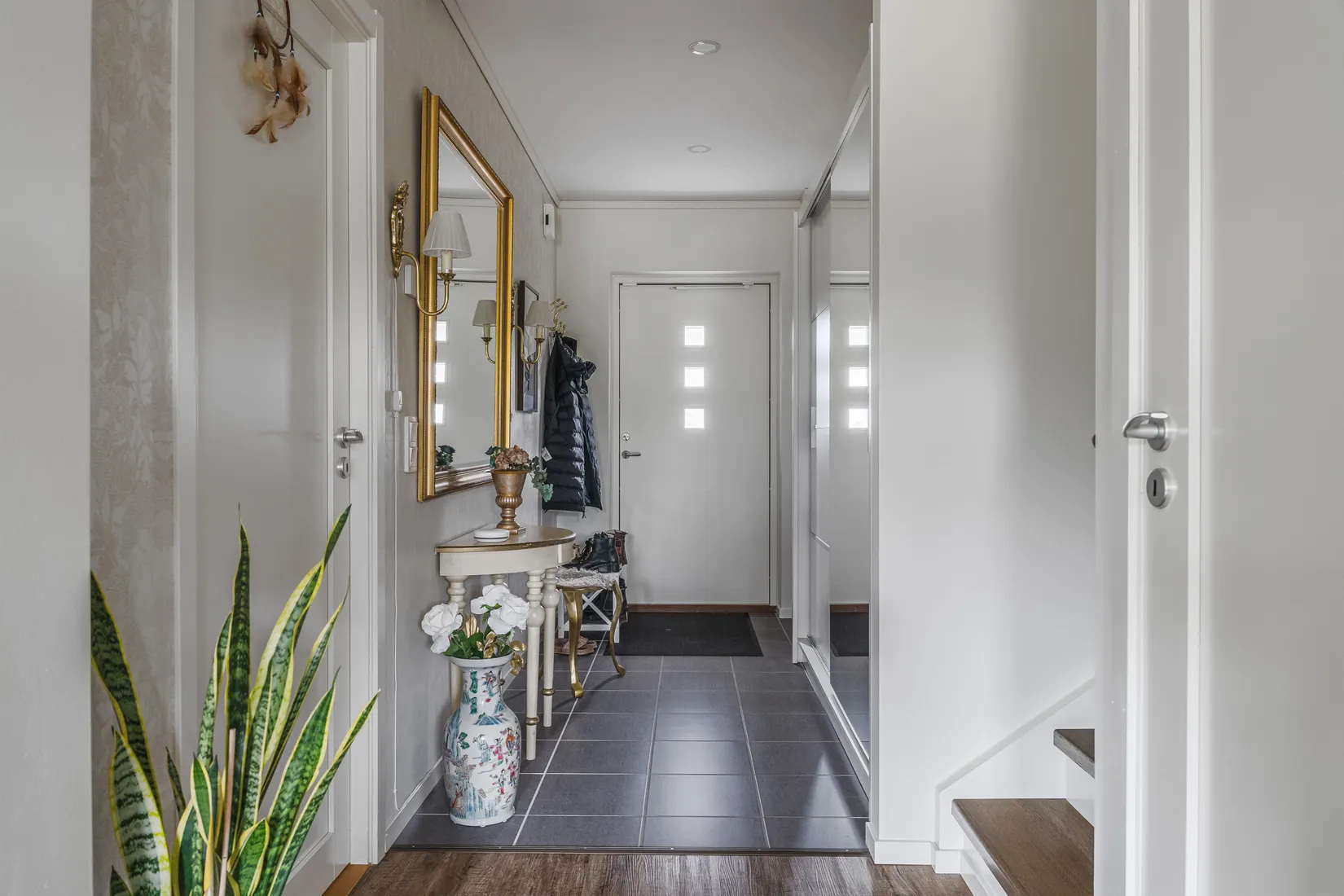 Bostadsrätt, Västra Rosenlundsvägen 40, Lövnäs, Hammarö