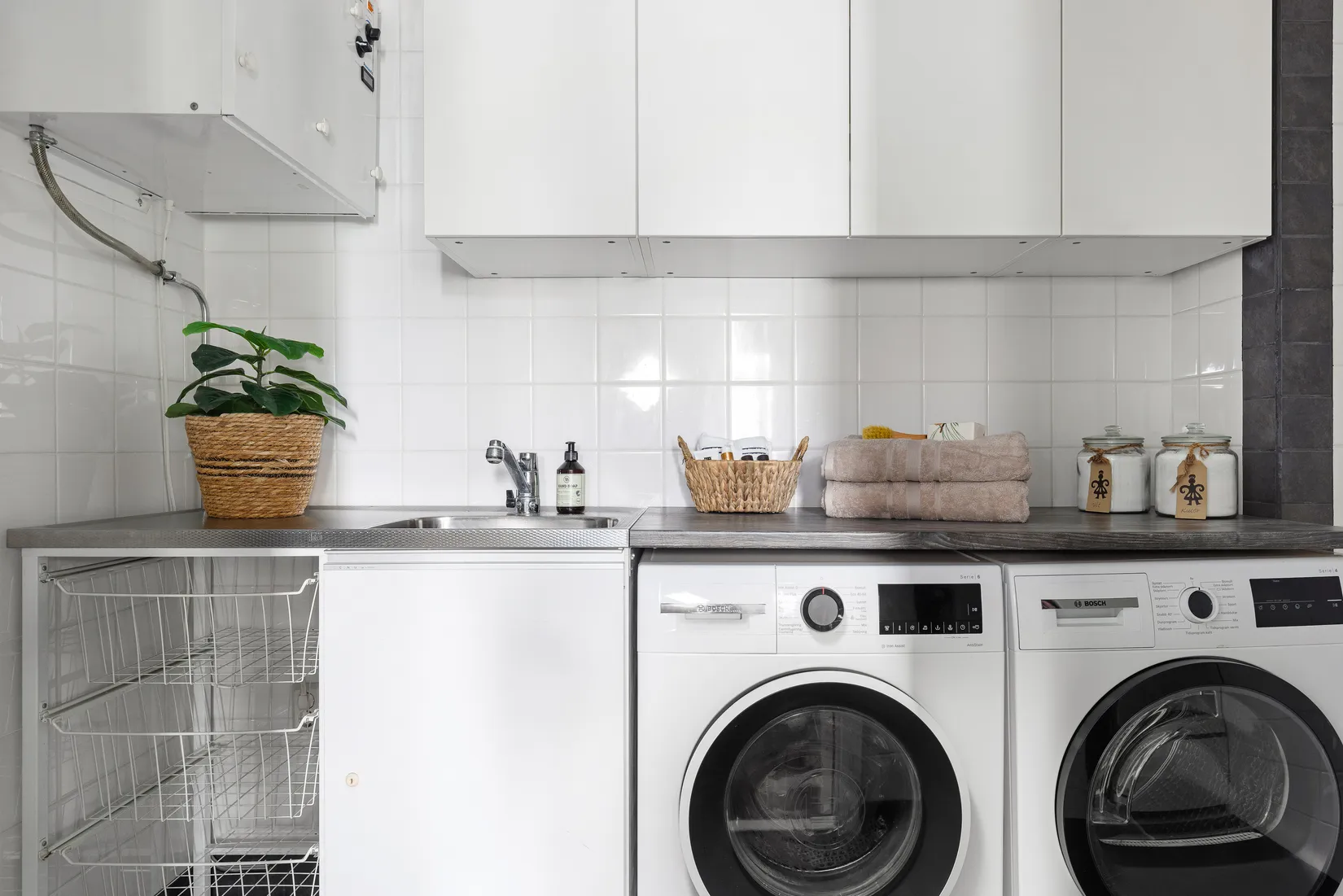 Radhus, Vitvingevägen 48, Myrängen, Huddinge