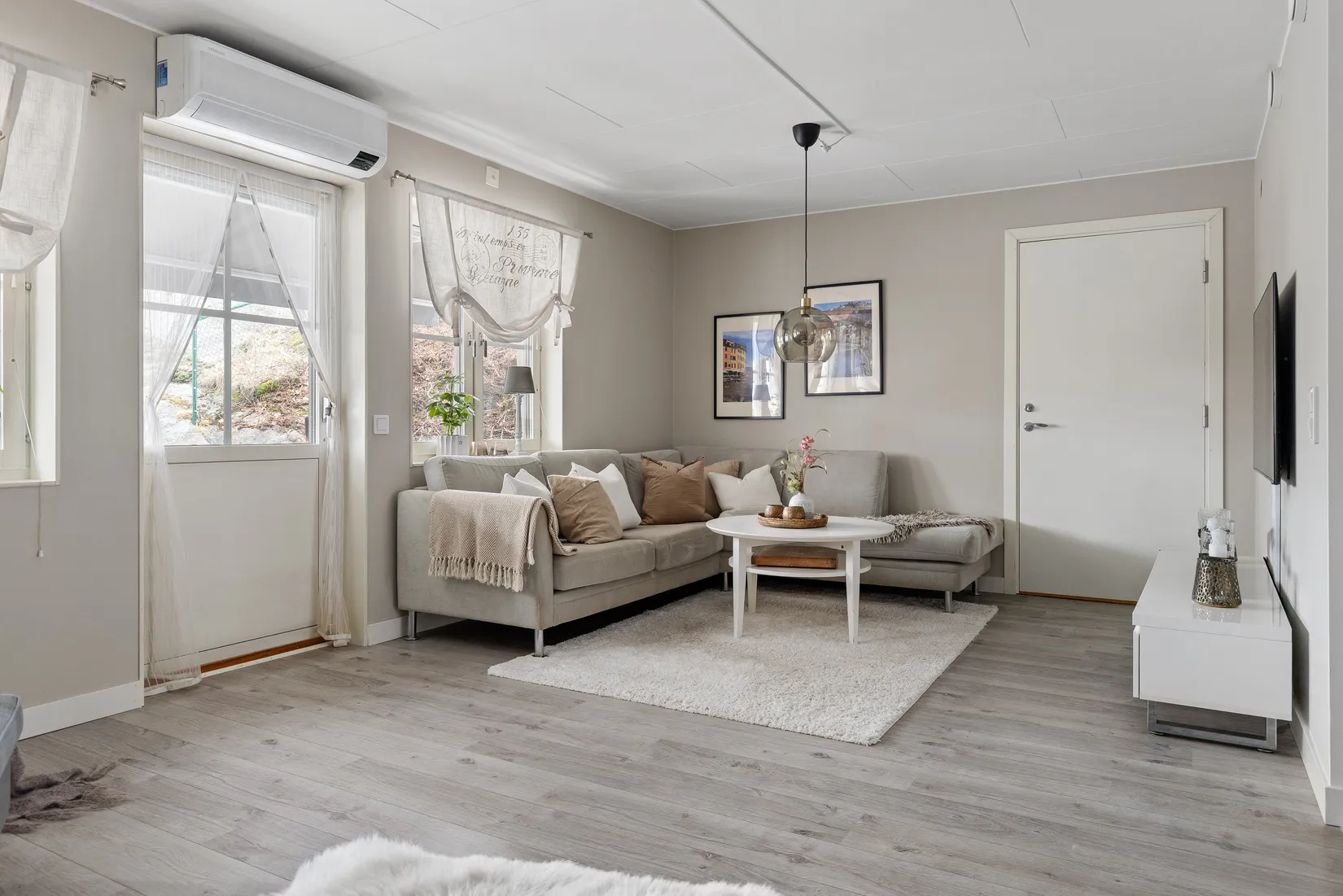 Radhus, Vitvingevägen 48, Myrängen, Huddinge