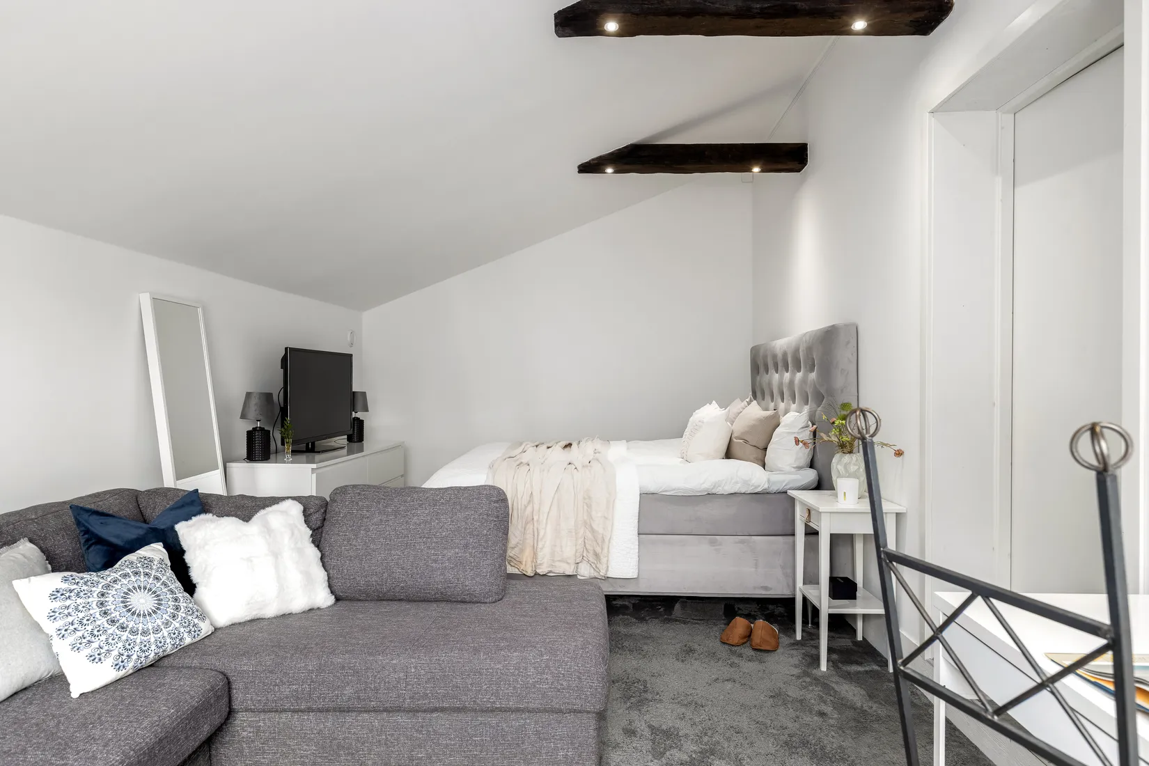 Radhus, Vitvingevägen 48, Myrängen, Huddinge