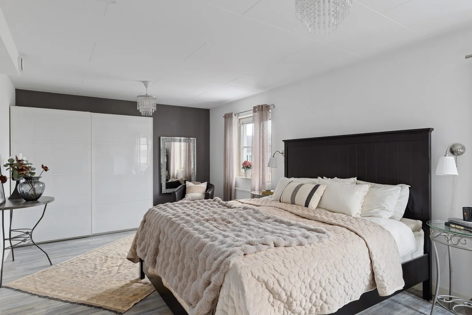 Radhus, Vitvingevägen 48, Myrängen, Huddinge