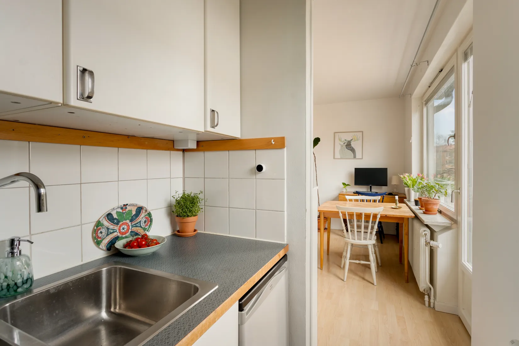 Bostadsrätt, Rusthållarvägen 147, 3tr, Bagarmossen, Stockholm